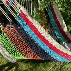 Net hngekje stol i stribet look fra Nicaragua