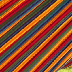 Ceara hngekje i colorfull light stribet design