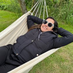 Meget lille Naturhvid Bambino h�ngek�je i bomuld