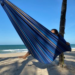 Kids Play Bahia Hngekje. 
