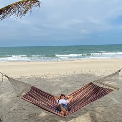 Mocca stribet HNGEKJE med 160 cm bredde tvrpinde