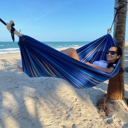 Altan hngekje GRANDE i bllige nuancer