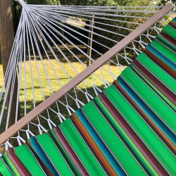 Mexico Gr�nt Look. Farverig og h�ngek�je i bomuld med tv�rpinde.