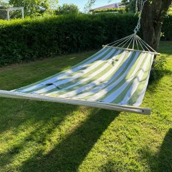 Sommerlet hngekje i bomuld med tvrpinde