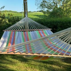 Hngekje VcQ877r med 140cm udstrakte Trstokke. Tia House Hngekje.