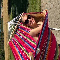 Mexico Rosa Hngekje med rundstokke. Kvalitets hngekje bde hvad angr stof og hndfremstilling. Hngekjen er perfekt til 1 person.