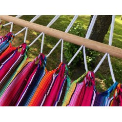 Mexico Rosa Hngekje med rundstokke. Kvalitets hngekje bde hvad angr stof og hndfremstilling. Hngekjen er perfekt til 1 person.