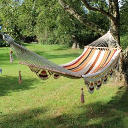 Autentisk hngekje fra Nicaragua med barre og pynt