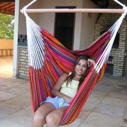 H&aelig;ngek&oslash;jestol i gylden farvemix Guatemala Textil