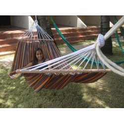 Stof hngekje med rundstokke