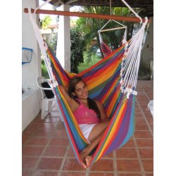 H&aelig;ngestol i friske striber