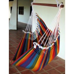 H&aelig;ngestol i friske striber