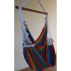 H&aelig;ngestol i friske striber