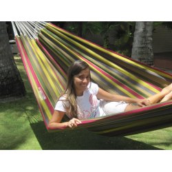 Hngekje i Strkt Stof til Leg og Familiehygge