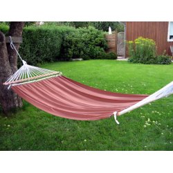 Brun h&aelig;ngek&oslash;je med 1,18 meter brede rundstokke