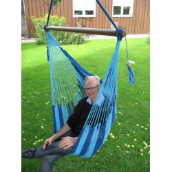 Bl&aring;lig H&aelig;ngestol i net med bl&aring; og turkis