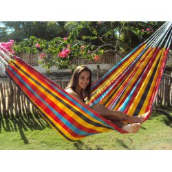 Ternet h&aelig;ngek&oslash;je i st&aelig;rke farver til b&oslash;rn